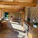 L'alma Viva Guest house